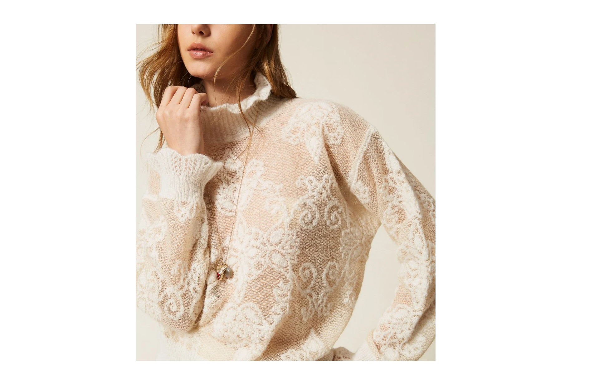 TWINSET Milano: eleganza femminile senza tempo per ogni stile di vita